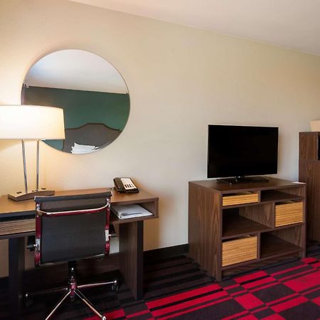 Best Western Roosevelt Place Бисмарк Экстерьер фото